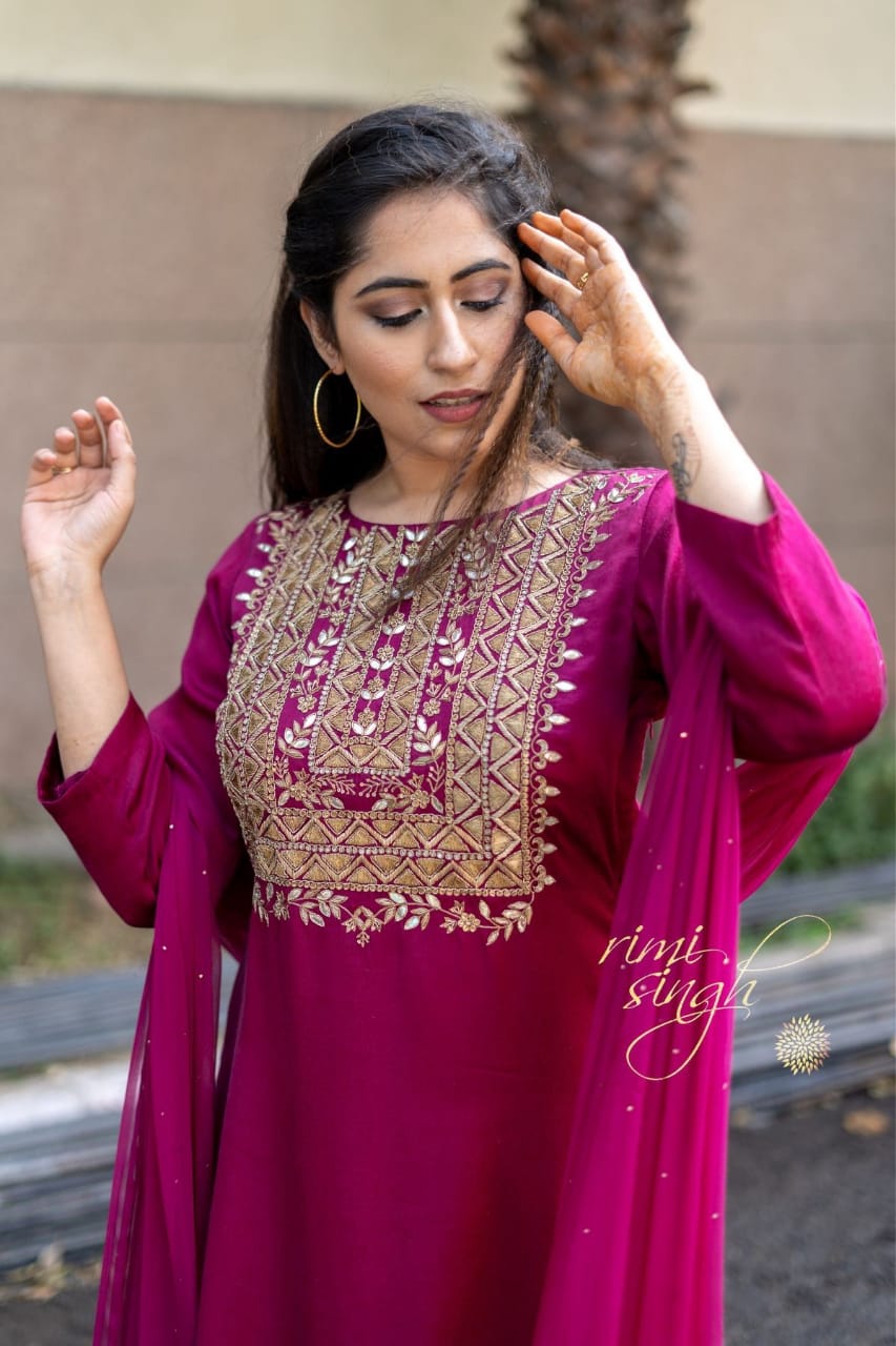 Beautiful three piece set of wedding collection