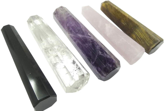 Wholesalegemshop Healing Crystal Wands - Set of 5 3â€ Crystals and Healing Stones Wands, Amethyst Crystal, Rose Quartz, Clear Quartz, Black Obsidian, Tigers Eye - Crystals for Chakra, Reiki, Meditation